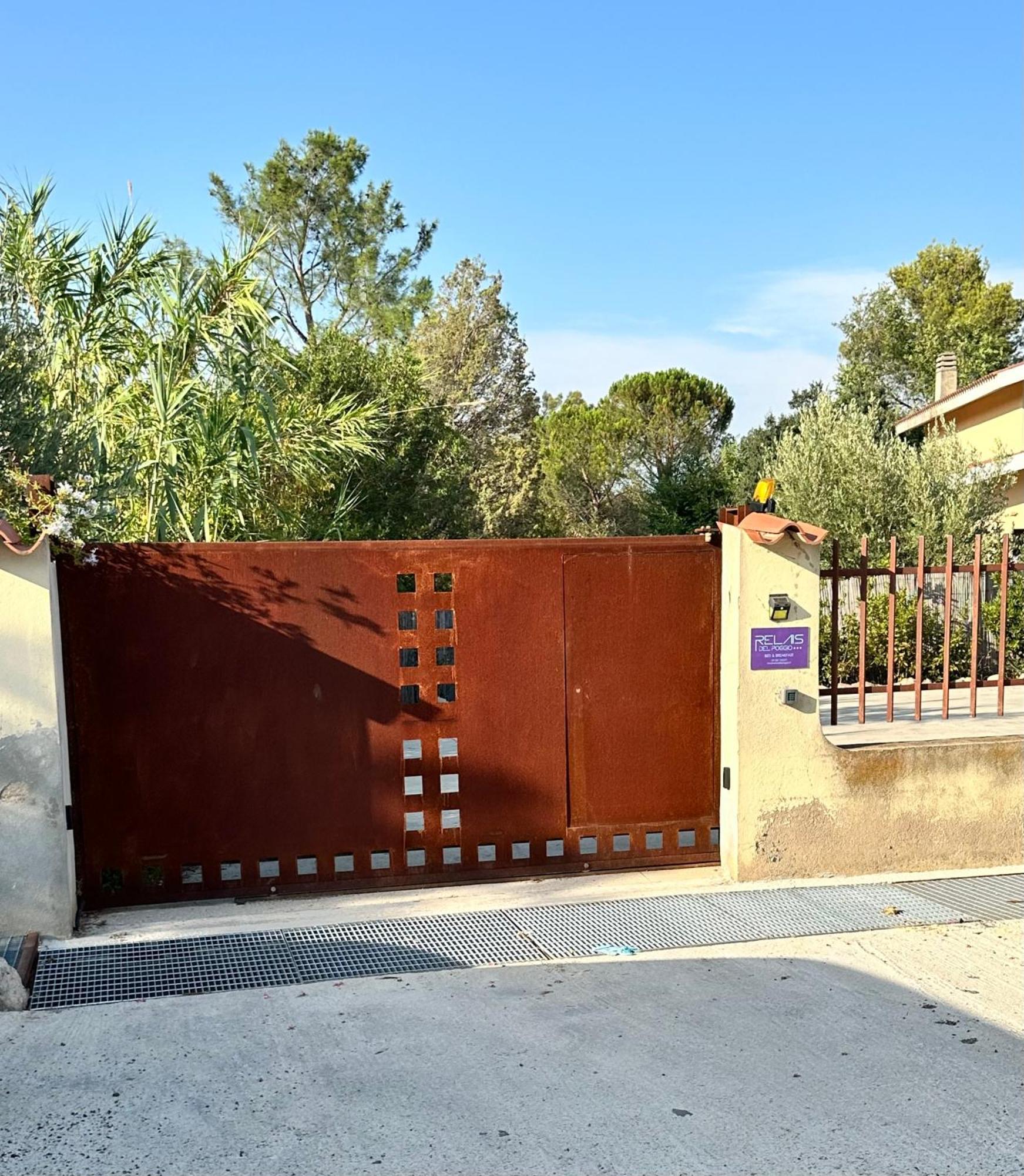 مبيت وإفطار كابوتيرا Relais Del Poggio المظهر الخارجي الصورة